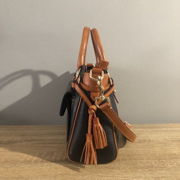 Dooney & Bourke Pebble Grain Leather Medium Pocket Satchel Black with Brown Trim - Picture 5 of 15